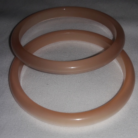 Pearlesent Pink Bangles - Picture 2 of 2